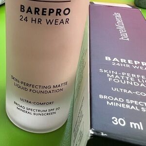 bareMinerals BAREPRO 12 fair cool Liquid Foundation matte cream pump NEW